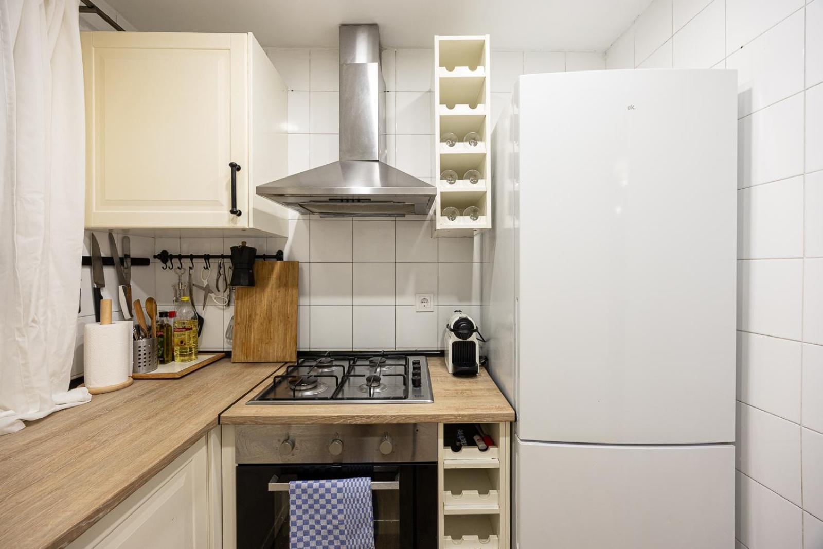 Vintage 3 Bdr Apartment Esplugues de Llobregat Εξωτερικό φωτογραφία